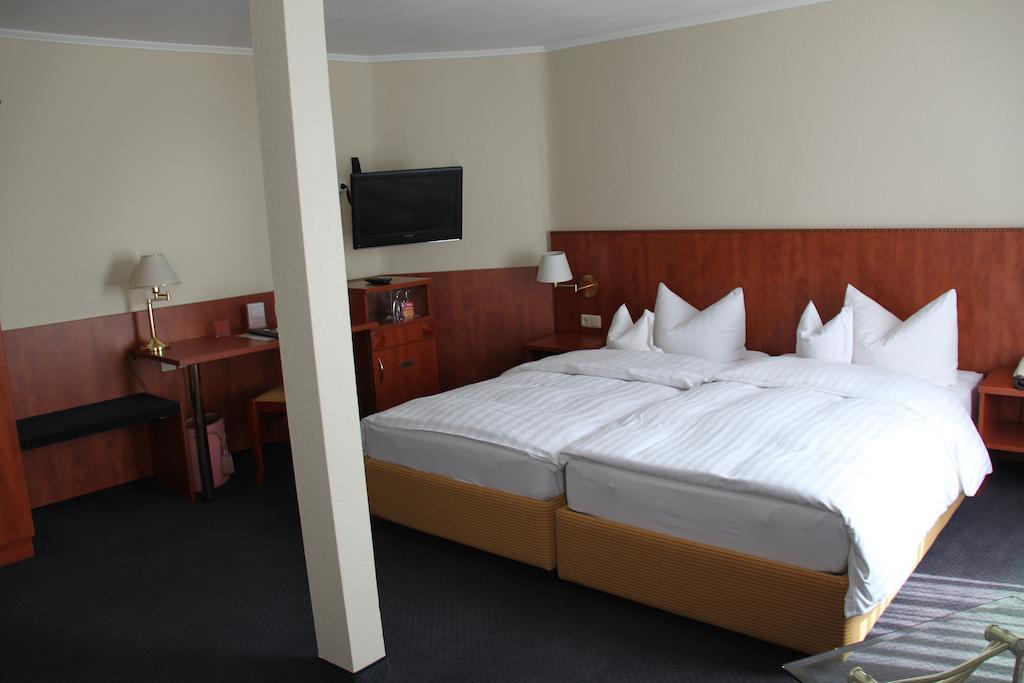 Hotel Rheinischer Hof Erkelenz Buitenkant foto