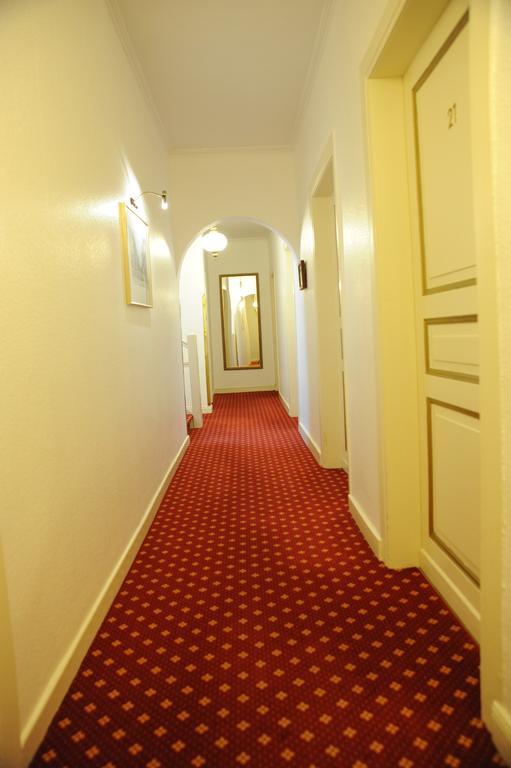 Hotel Rheinischer Hof Erkelenz Buitenkant foto